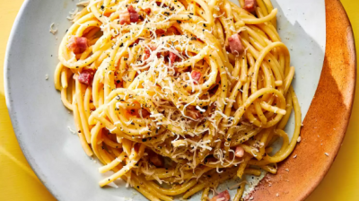 Paste Carbonara gratinate cu cascaval si parmezan + Amandina